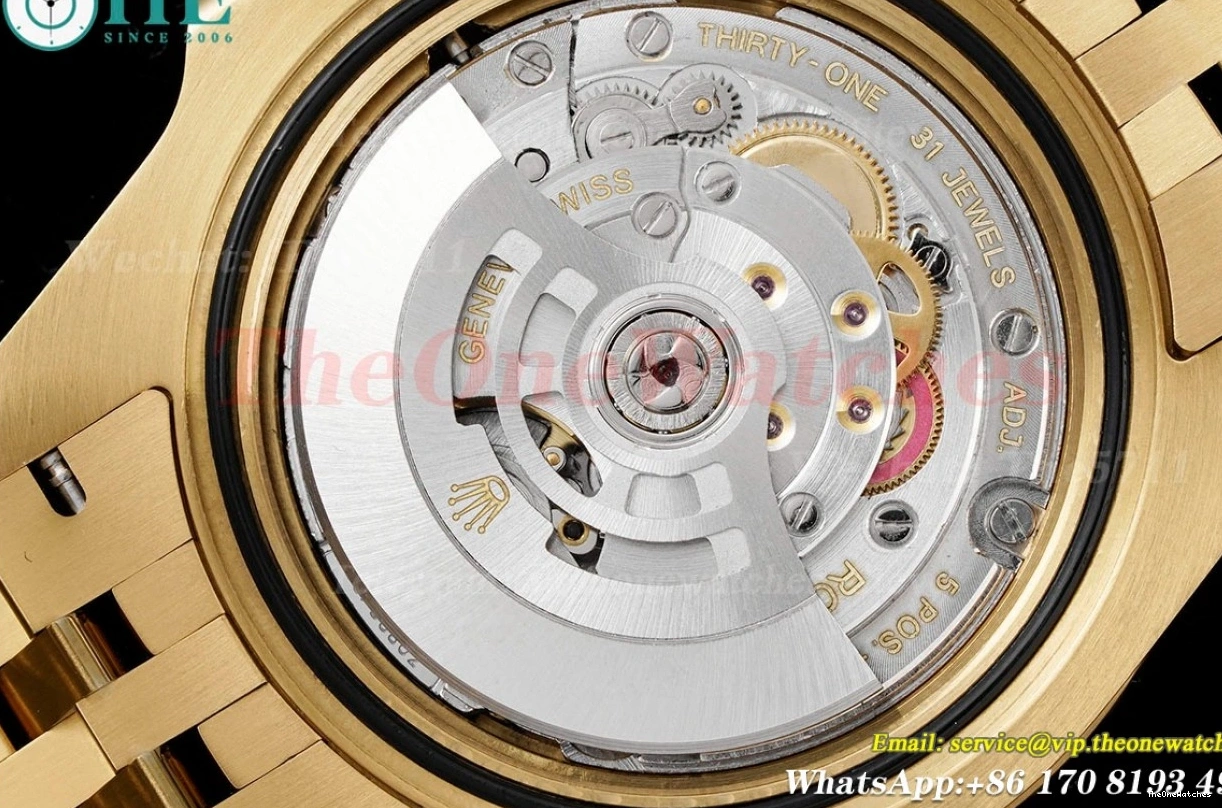 VR3285 126718 Master Jub GRNR APF Black YG YG Dial GMT II 0220